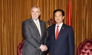 Thủ tướng Nguyễn Tấn Dũng tiếp Hoàng tử Andrew 