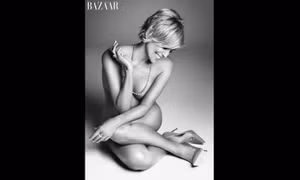 Sharon Stone nude nóng bỏng trên trang bìa Harper's Bazaar