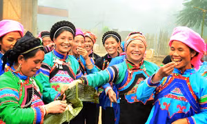 Độc đáo Tết Khùi xì mờ của người Phù Lá 