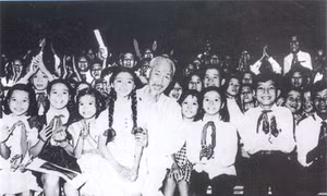 Trung thu nhớ Bác