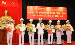 Công bố Quyết định thăng cấp bậc hàm cấp Tướng CAND