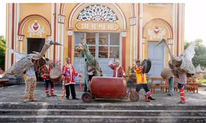 Vai trò của đảng viên ở vùng đồng bào có đạo 