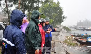Mưa to dịch chuyển dần ra Bắc Trung bộ