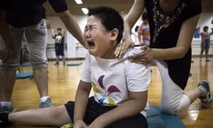 Nước mắt trong trại giảm béo cho trẻ em Trung Quốc