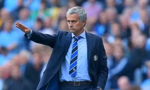 HLV Mourinho không hài lòng về phong độ của Chelsea 