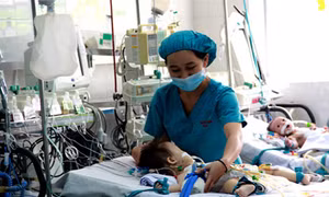 Tài trợ ba bệnh viện lớn mổ tim cho trẻ em nghèo 