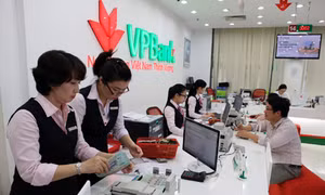 Thúc đẩy tái cơ cấu ngân hàng 