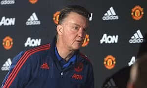 HLV Louis Van Gaal: “Báo chí Anh phải xin lỗi vì những tin đồn gần đây”