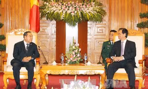 Thủ tướng Nguyễn Tấn Dũng tiếp Bộ trưởng Quốc phòng Thái Lan 