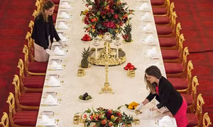 Khám phá hậu trường tổ chức tiệc tại Điện Buckingham