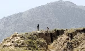 Pakistan triệu đại sứ Afghanistan sau vụ nã rocket
