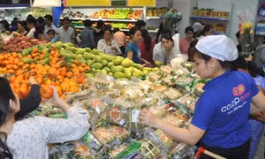 Đặc sản Tết nhộn nhịp xuất ngoại