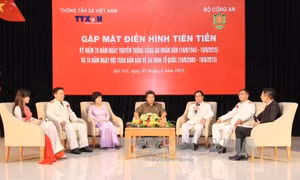 TTXVN và Bộ Công an: Giao lưu điển hình tiên tiến Công an nhân dân 