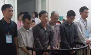 Phạt tù nhóm cán bộ trung tâm cai nghiện đánh chết học viên