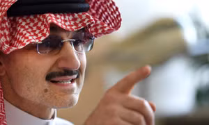Hoàng tử Saudi Arabia và Donald Trump đấu khẩu trên Twitter 