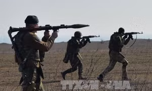 Lính Anh bắt đầu sứ mệnh huấn luyện tại Ukraine