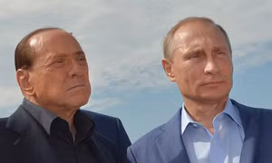 Ukraine cấm ông Berlusconi nhập cảnh 3 năm vì thăm Crimea