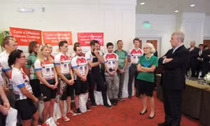 Khởi động hành trình Đạp xe vì trẻ thơ