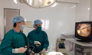 Cứu sống bệnh nhân bị đâm thủng tim