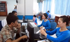 Ga Sài Gòn bắt đầu cắt chặng bán vé tàu Tết cự ly ngắn 