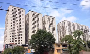 Bức bí tại những chung cư "khủng"
