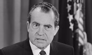 Nixon từng thừa nhận ném bom Việt Nam là "vô ích"
