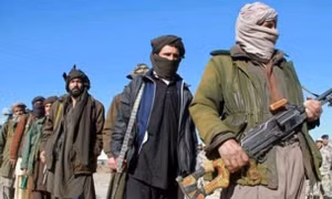  Al-Qaeda chiếm doanh trại quân đội ở Nam Yemen