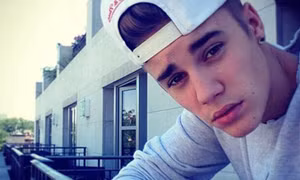 Justin Bieber lập kỷ lục về lượng truy cập trên Spotify