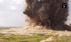 IS tung video san phẳng thành cổ Nimrud