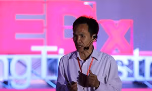 “Nóng” vấn nạn vô cảm