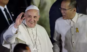 Giáo hoàng Francis: ‘Không ai có quyền đem tín ngưỡng ra làm trò cười’