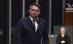 Nghị sĩ Brazil bị phạt 2.560 USD vì chê nữ đồng nghiệp “quá xấu”