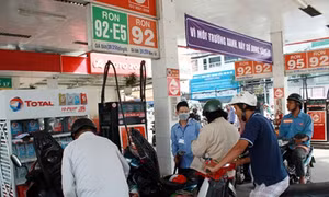 Từ 1/12 bán đại trà xăng E5