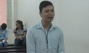 Phạt tù cựu nhân viên ngân hàng quản trị web phim sex 