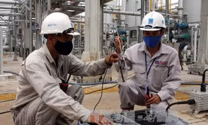 Chập điện gây rò rỉ khí amoniac tại Nhà máy đạm Cà Mau 