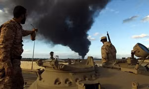 Máy bay Libya ném bom tàu chở dầu Hy Lạp