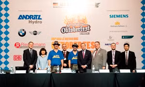 Lễ hội bia Đức Oktoberfest lớn nhất Hà Nội sắp bắt đầu