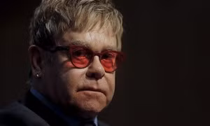 Tổng thống Putin hẹn gặp nam ca sĩ Elton John