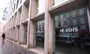 Báo Bỉ bị dọa đánh bom do đăng hình của Charlie Hebdo