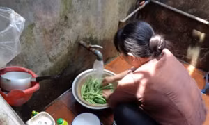 Thấp thỏm giá nước sinh hoạt tăng