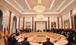 Đàm phán về Ukraine tại Minsk vẫn tiếp tục 