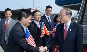 Chủ tịch Quốc hội gặp Chủ tịch Thượng viện, Hạ viện bang Massachussetts
