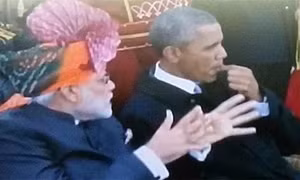 Người Ấn Độ bất bình vì ông Obama nhai kẹo cao su
