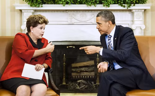 Brazil cân nhắc khả năng tiếp xúc với Snowden ảnh 1