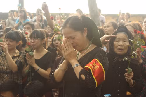 Đồng bào, chiến sĩ cả nước tham gia Lễ truy điệu Đại tướng ảnh 1