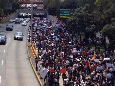 Chính phủ Mexico đối thoại với sinh viên biểu tình ảnh 1