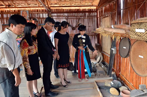 Ngày hội của các dân tộc ảnh 6