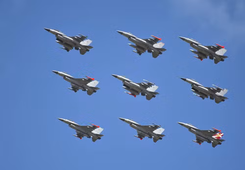 Đan Mạch điều 7 chiếc F-16 không kích IS ảnh 1