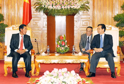 Thủ tướng Nguyễn Tấn Dũng tiếp Phó Thủ tướng Lào Bunpon Buttanavong ảnh 1