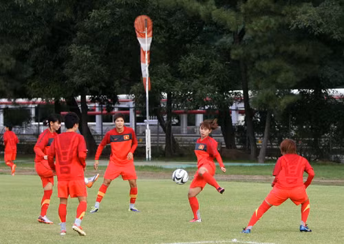 ASIAD 17: Bóng đá nữ Việt Nam quyết giành HCĐ trước Hàn Quốc ảnh 1